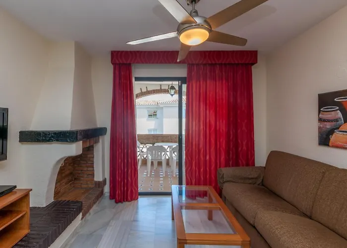 Casa Maryna Calahonda By Casa Del Sol Hr
