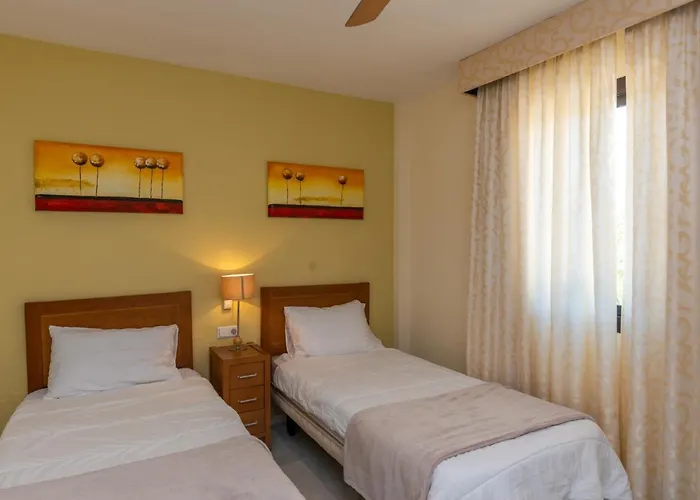 Casa Maryna Calahonda By Casa Del Sol Hr